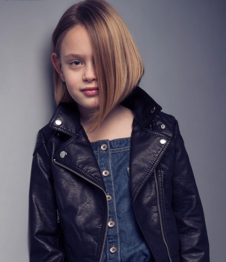 Estilos de peinado para chicas: 40 sugerencias de excelente calidad 4 - 【MioEstilo】 Corte de pelo de chica bob cuadrado moderno recto