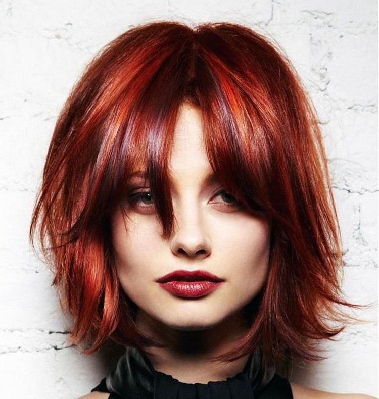 ¿Estás interesado en lucir un cabello colorado? 10 propuestas e inspiración 4 - 【MioEstilo】 Corte de cabello colorado en longitud media para cabello corto