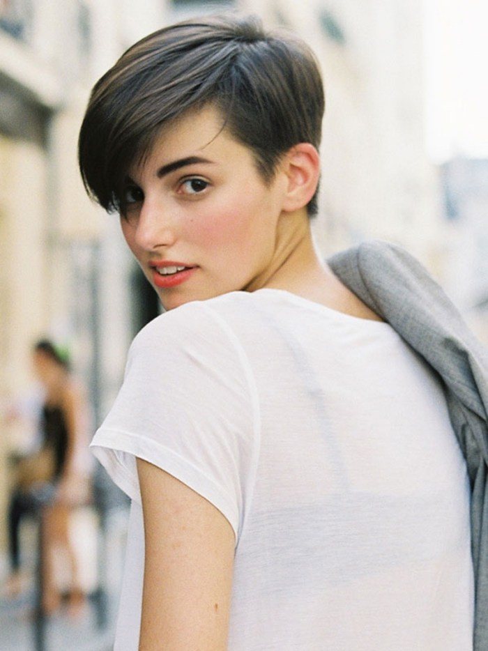 corte de cabello de moda - el clásico peinado bob tendencia de corte de cabello 2015-tendencia de corte de cabello corto con flequillo corto
