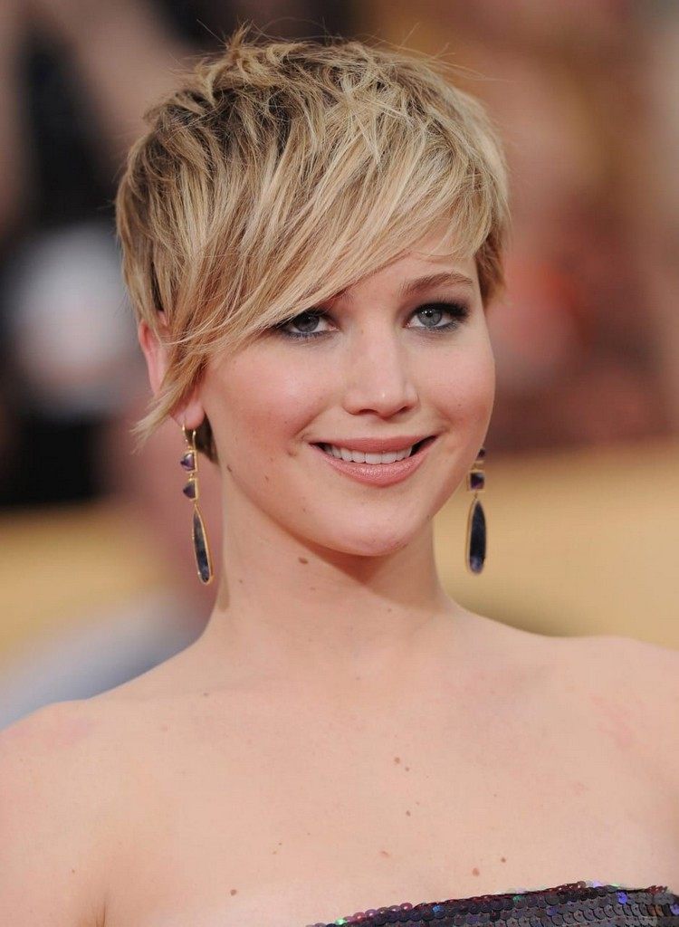 18 recomendaciones de gradientes femeninos cortos y largos 8 - 【MioEstilo】 corte en capas corto corte pixie look de alfombra roja Jennifer Lawrence