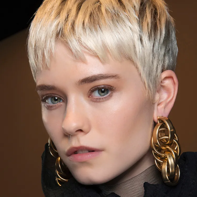 ¿Necesitas ayuda para mantenerte a la moda este año? 6 - 【MioEstilo】 tendencia de pelo muy corto 2022