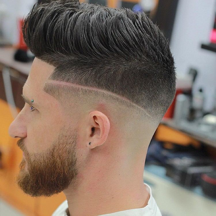 corte-pompadour-crète-bombée