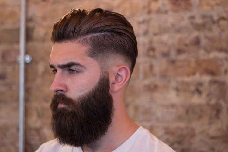 ideas de barba larga corte de mechón