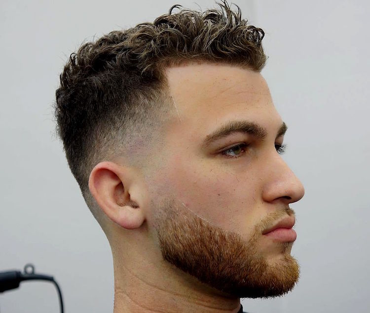 30 propuestas de cortes de cabello en degradado para caballeros 13 - 【MioEstilo】 degradado-progresivo-hombre-pelo-corto-rizado