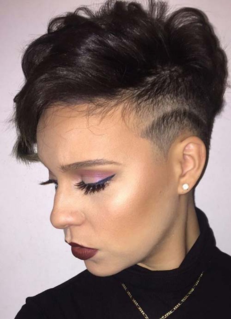30 propuestas de cortes de cabello en degradado para caballeros 21 - 【MioEstilo】 degradado-progresivo-mujer-pelo-corto-trazo