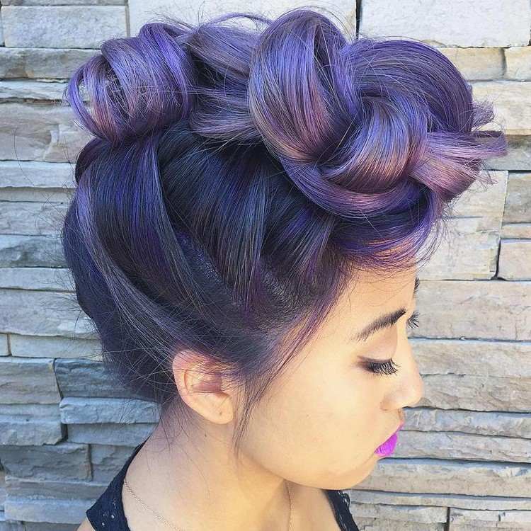 faux hawk mujer melena larga en hermoso tono de color morado