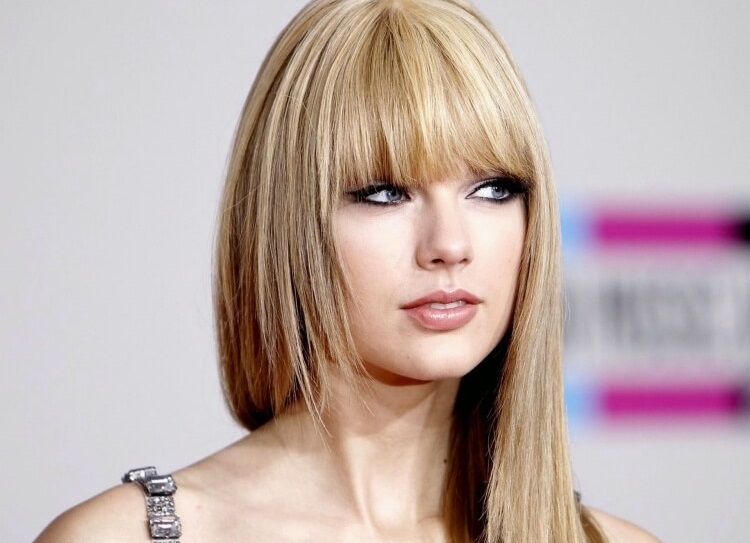 ¿Cuál corte de pelo favorece más según la forma de tu cara? consejos de especialistas 2 - 【MioEstilo】 qué flequillo favorece según tu rostro cabello rubio corte recto