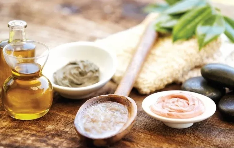 ¿Melena larga después de los 50 años? ¡Estoy de acuerdo, pero con matices! ¡Aquí tienes los consejos que necesitas conocer! 7 - 【MioEstilo】 cuidado del cabello largo despues de los 50 haz tu propio shampoo casero