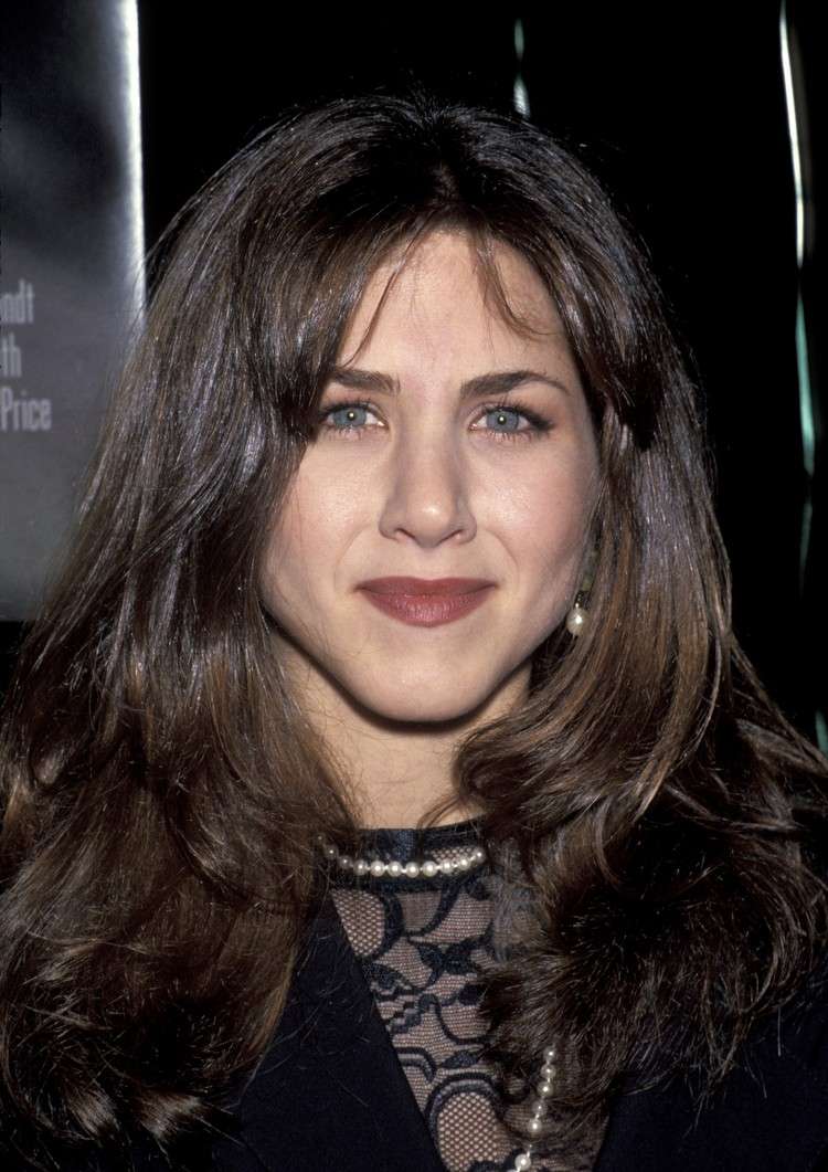 ideas de peinado mujer pelo largo jennifer aniston morena