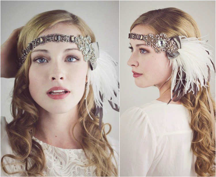 Propuestas glamorosas para peinados de boda con diadema adornada con cristales y plumas blancas. peinado-sugerencias-boda-glamour-diadema-cristales-blanco-plumas