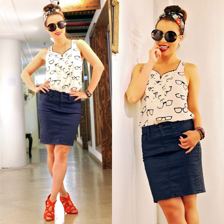 moño alto con un pañuelo de colores atado como diadema peinado-faja-de moda-moño alto-bufanda