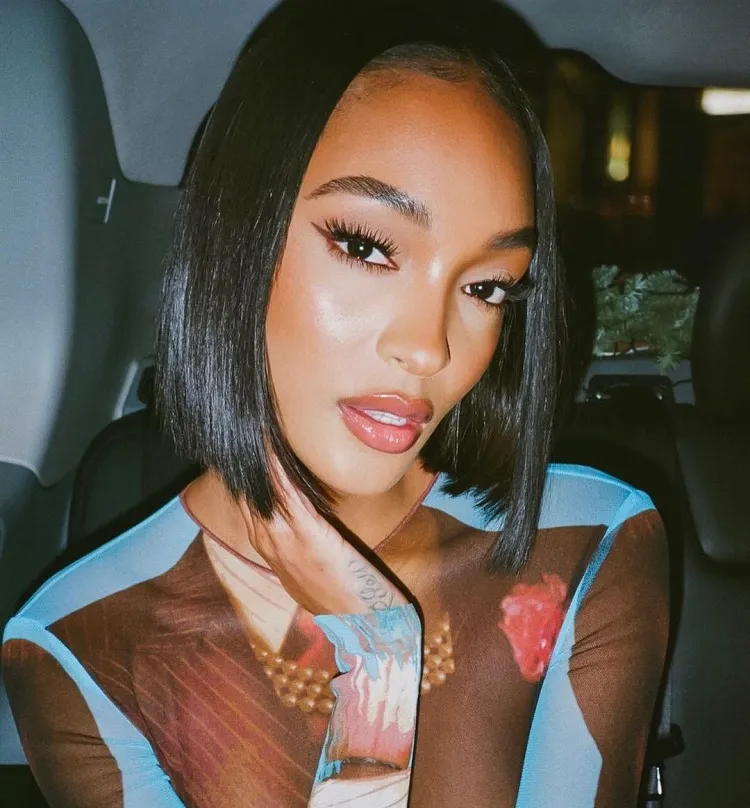 Liquid Hair ¿Qué es y cómo aplicarlo para conseguir un pelo sedoso? 7 - 【MioEstilo】 bob liquido tendencia pelo liquido corto recto corte cuadrado mujer de este año
