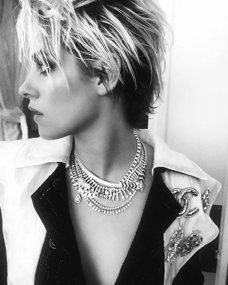 ¿Cómo acoger el famoso corte bob de Diana que está volviendo con fuerza este verano? 6 - 【MioEstilo】 Kristen Stewart Corta Lady Di Bob Biografía Spencer 2022