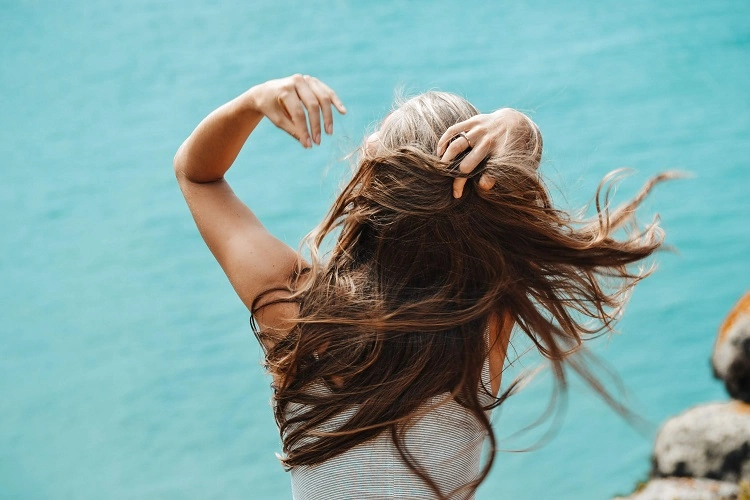 Dejé de lavarme el pelo durante un mes. ¡Aquí se presentan los resultados! 8 - 【MioEstilo】 Lavarse el pelo una vez a la semana - beneficios