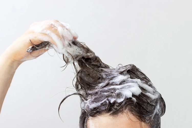 Dejé de lavarme el pelo durante un mes. ¡Aquí se presentan los resultados! 10 - 【MioEstilo】 no lavarte el pelo acelera el crecimiento