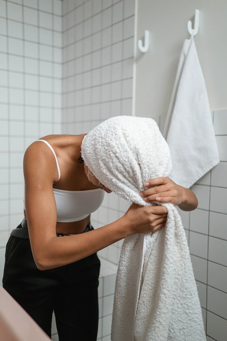 ¿Cuáles son las repercusiones de lavar el pelo a diario? 7 - 【MioEstilo】 como quitar la caspa con el remedio de la abuela