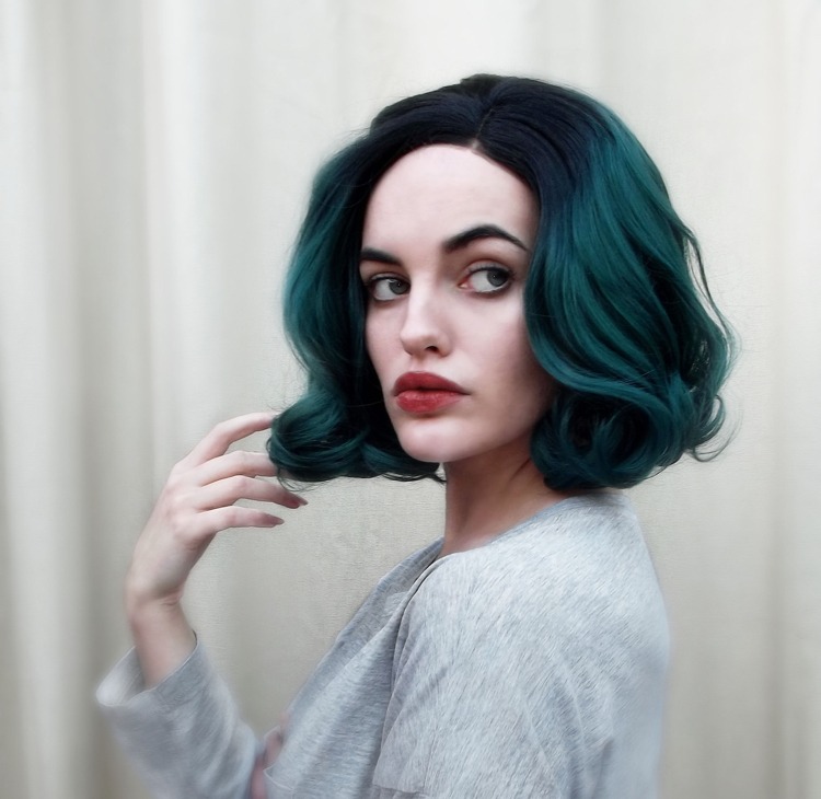 ombré-cabello-verde-oscuro-corte-bob