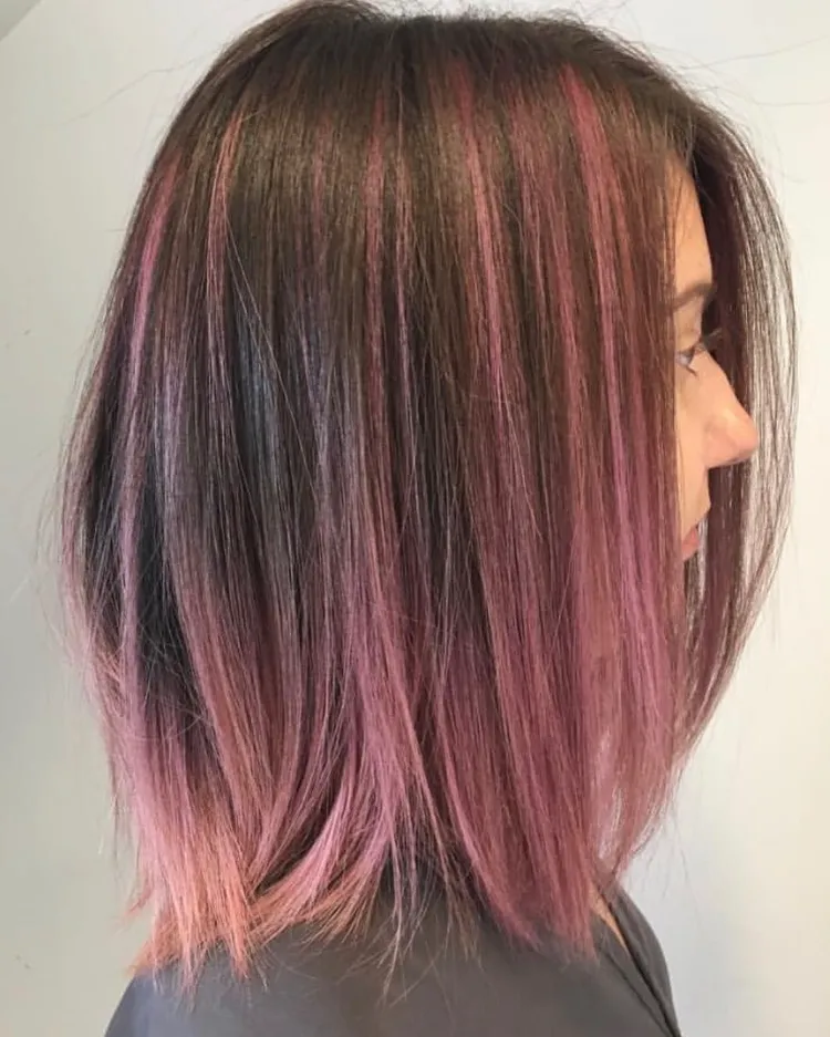 idea de peinado de cabello sombreado con corte cuadrado y coloración degradada en rosa suave