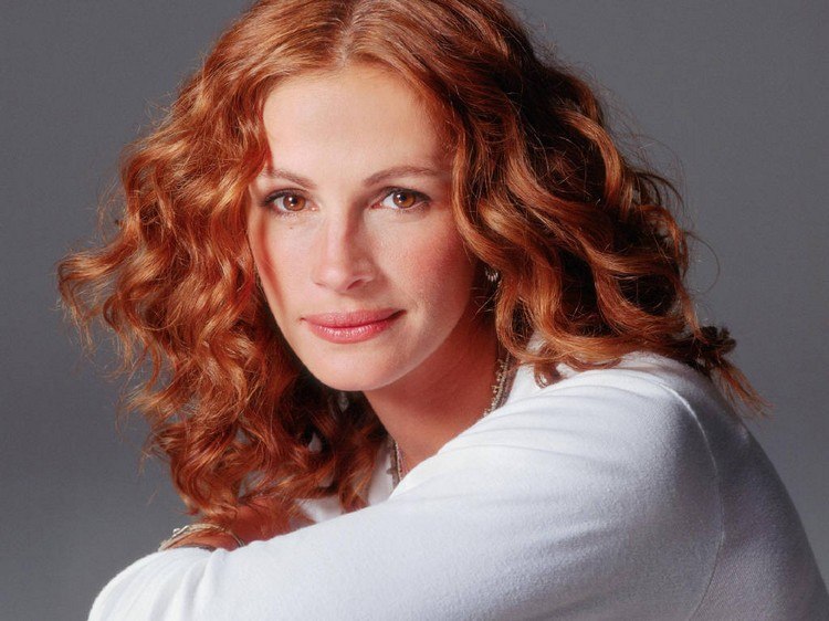 qué tonalidades-pelo-ojos-marrones-julia-roberts-rouh-labial