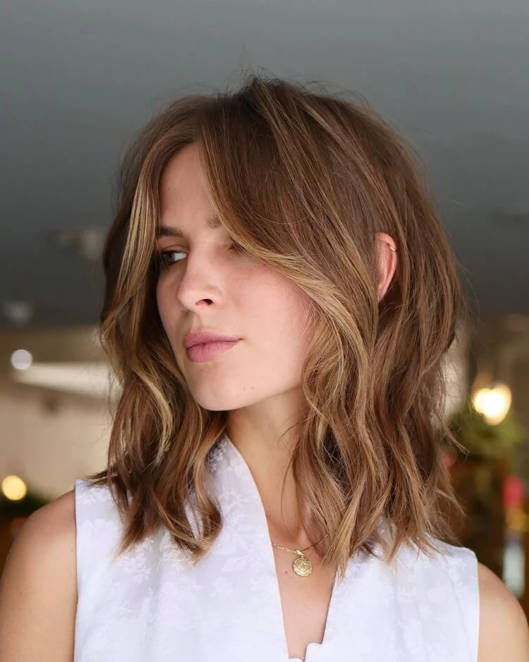 flequillo de cortina para cabello ondulado fino a medio