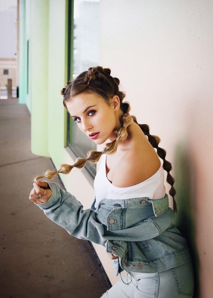 dos trenzas burbuja trenzado deportivo para cabello largo