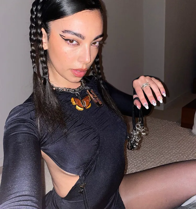 ¡El estilo perfecto para modernizar tu clásica coleta este verano! 2 - 【MioEstilo】 tutorial de cola de caballo trenzada, peinado de medusa, moda primavera verano 2022