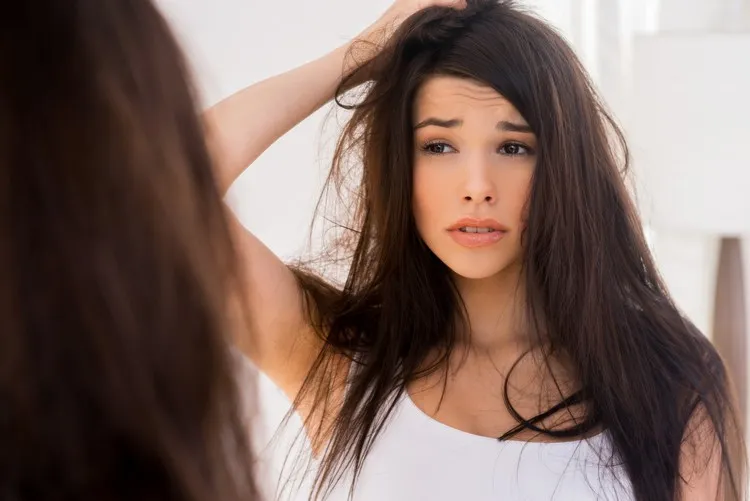 Desventajas de secar el cabellos "sin secador" ¿Realmente hace daño? 3 - 【MioEstilo】 cabello seco al aire libre riesgo de fatiga hidríca daños en el cabello
