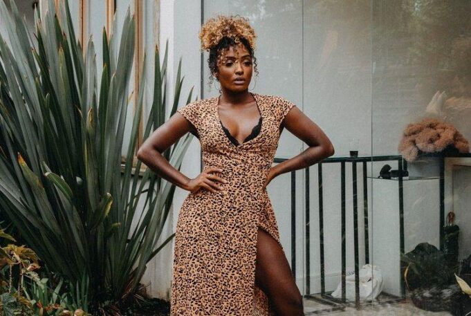 Comment porter une robe longue