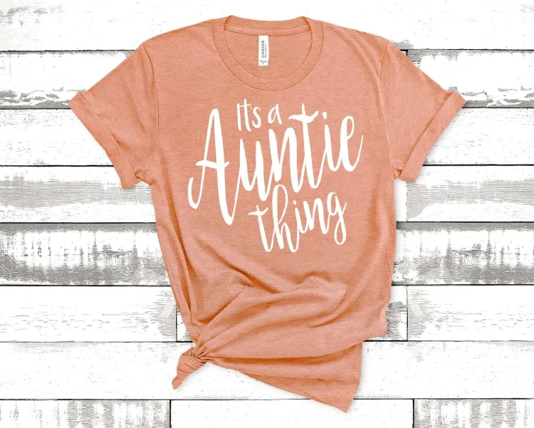 Tendencia de moda inspirada en los armarios de nuestras tías: ¿qué es auntiecore? 1 - 【MioEstilo】 moda tendencia tiernos recuerdos de infancia juventud despreocupada momentos familiares concretos