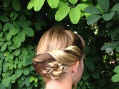 coiffure femme meche torsade blonde