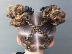 Corte ideal para una joven: lista de geniales propuestas coiffure petite fille tresse plaquee chignon haut tresse style chic