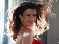 ¡Estilos de peinados para las fiestas decembrinas y últimas modas en 23 imágenes! coiffure pour noel cheveux cascade esprit romantique
