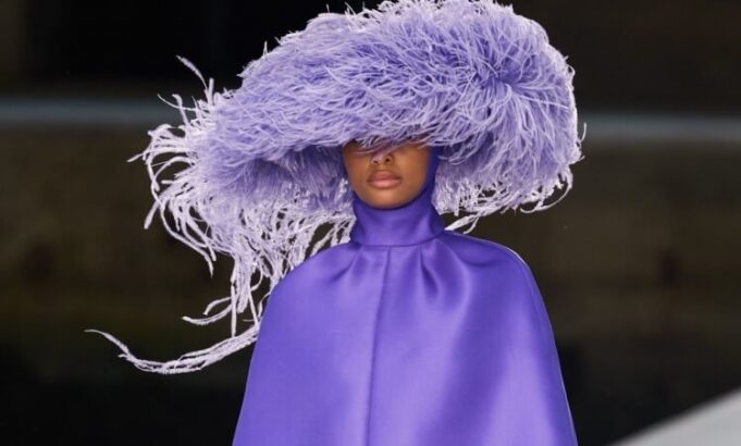 couleurs tendance printemps ete 2022 valentino