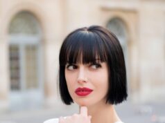 coupe carré court avec frange émoussée tendance coiffure automne 2021