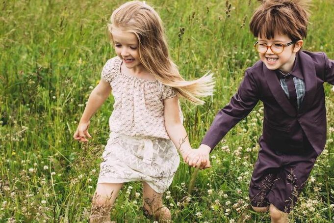 coupe de cheveux pour enfants fille garçon idées printemps été