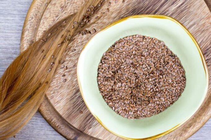 Pelo de semillas de lino: Perfecto para rizos bien definidos y nutridos graine de lin cheveux blancs excellente source proteines acides gras