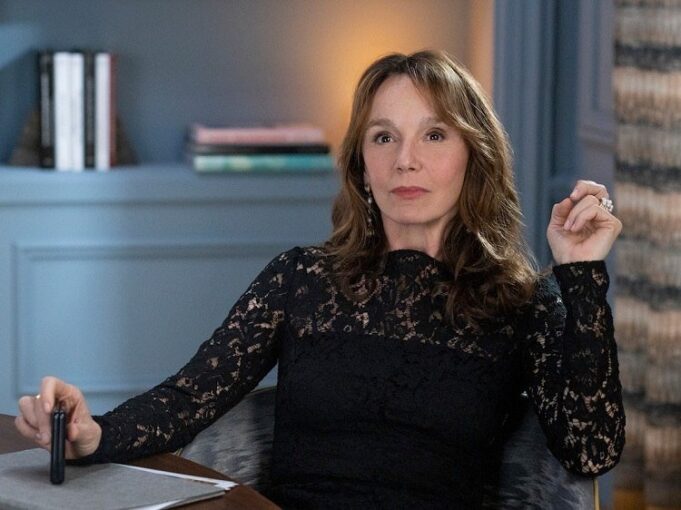 la coiffure de Sylvie Grateau de Emily in Paris