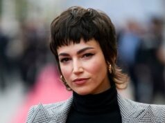 mixie cut coupe cheveux courts femmes tendance coiffure hiver 2021 style capillaire retro Ursula Corbero