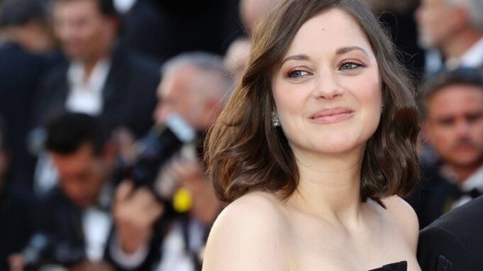 ¡12 propuestas de peinados de Marion Cotillard para imitar en este verano! 12 ideas de peinados de Marion Cotillard para copiar este