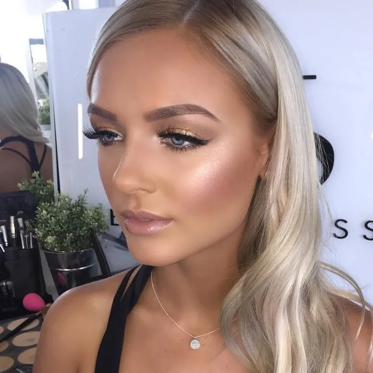 ¡Explora cómo maquillarte para realzar tu tono sublime! 2 - 【MioEstilo】 maquillaje para rubias cómo maquillar los ojos