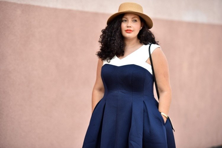 vestidos para mujeres con curvas tendencias de moda primavera verano 2022