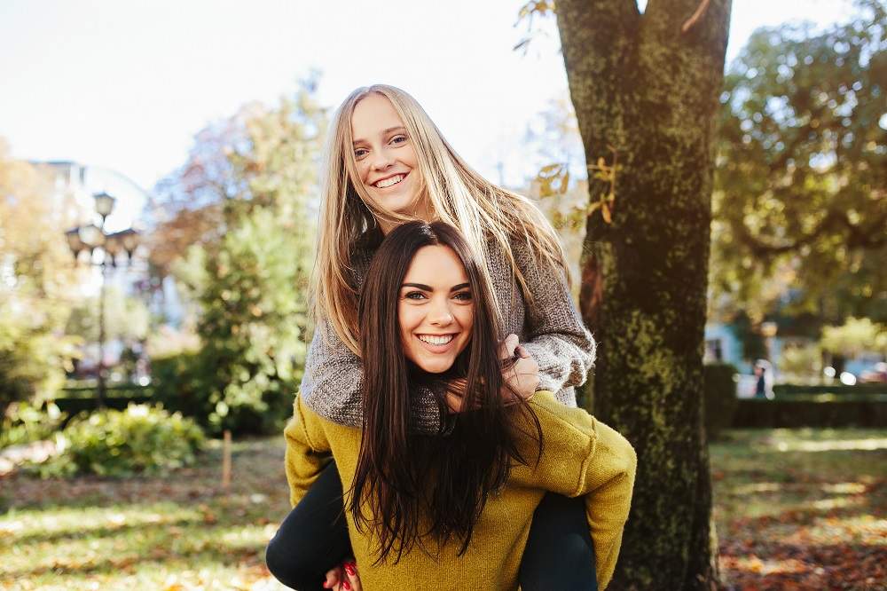 Perdida de cabello estacional ¿Cómo prevenirlo? 1 - 【MioEstilo】 Consejos para el tratamiento de la pérdida de cabello estacional en otoño