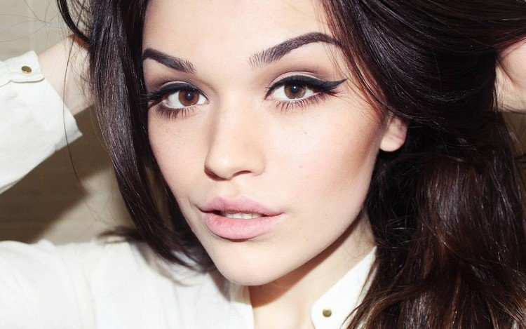 que tonalidad de cabello para ojos marrones teñido-marron-lechoso-negro