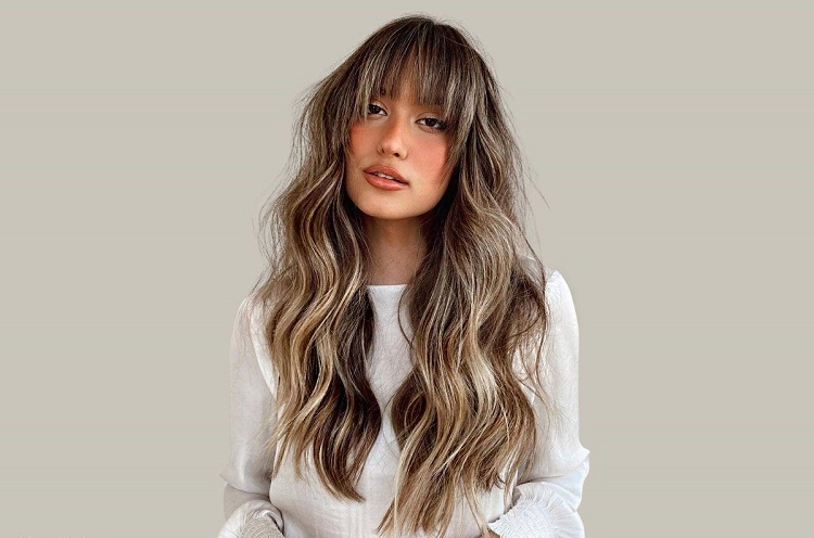 ¿Cuál es el mejor peinado para equilibrar tu imagen si tienes una cara larga este verano? 1 - 【MioEstilo】 última tendencia en cortes de cabello para el verano de este año