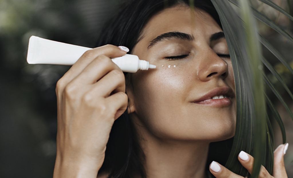 Auto-bronceador facial: Tu camino hacia un bronceado perfecto 1 - 【MioEstilo】 Auto-bronceador facial: Tu camino hacia un bronceado perfecto - 2026